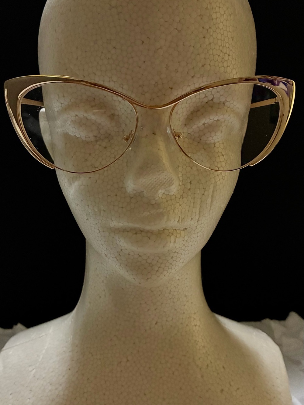 Gold cat eye  color frame. Stunning